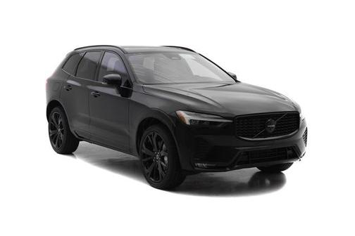2025 Volvo XC60 B5 Ultra Black Edition