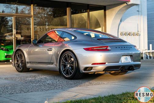 2019 Porsche 911 Carrera T