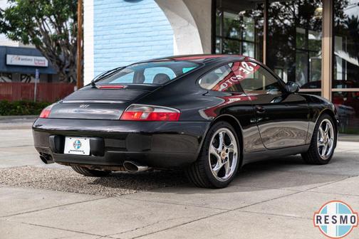 2000 Porsche 911 Carrera 4