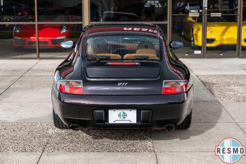 2000 Porsche 911 Carrera 4
