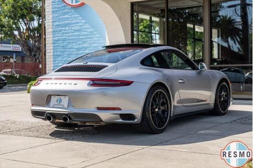 2017 Porsche 911 Carrera 4S