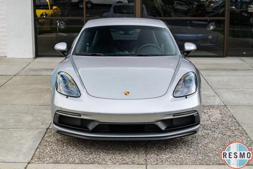 GT Silver 2024 Porsche 718 Cayman GTS 4.0