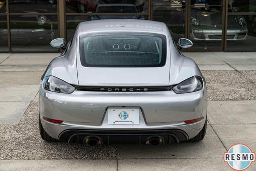 GT Silver 2024 Porsche 718 Cayman GTS 4.0