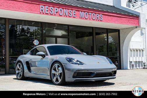 Arctic Grey 2024 Porsche 718 Cayman GTS 4.0