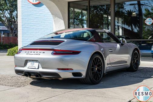 2018 Porsche 911 Targa 4 GTS