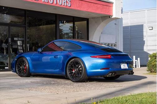 2015 Porsche 911 Carrera GTS