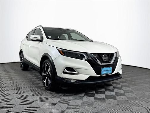 2021 Nissan Rogue Sport SL