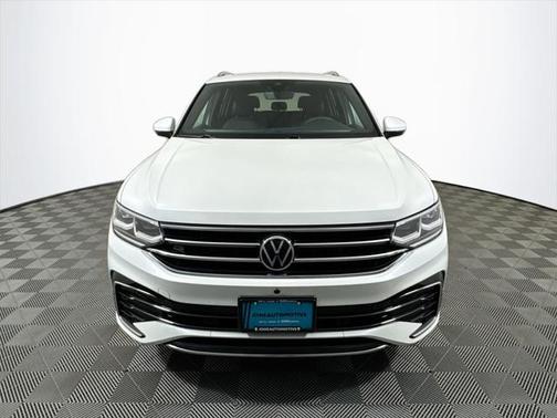 2022 Volkswagen Tiguan 2.0T SEL R-Line 4MOTION