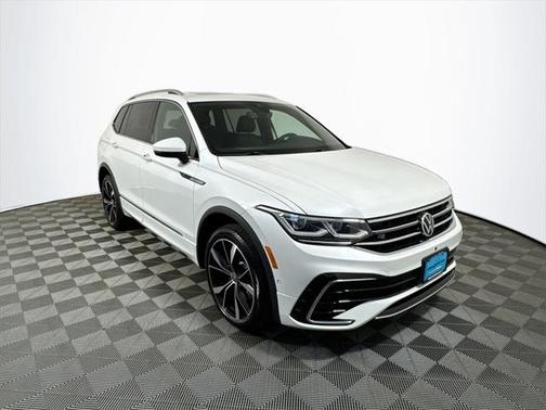 2022 Volkswagen Tiguan 2.0T SEL R-Line 4MOTION