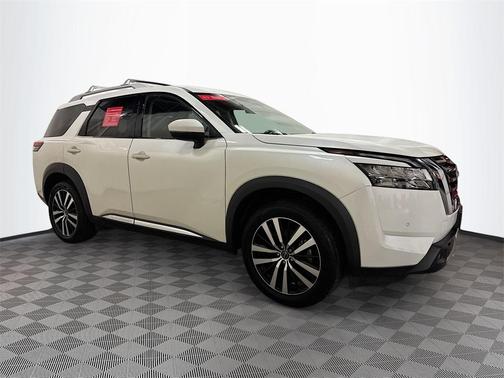 2023 Nissan Pathfinder Platinum 4WD