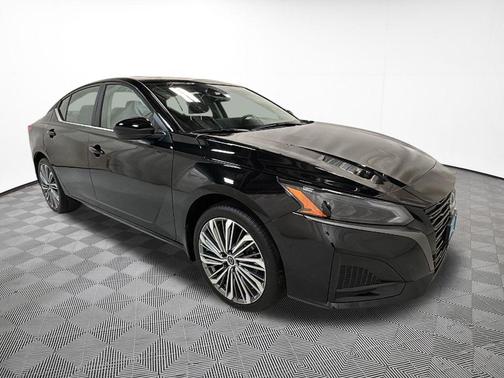 Super Black 2026 Nissan Altima 2.5 SV
