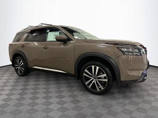 2025 Nissan Pathfinder Platinum 4WD