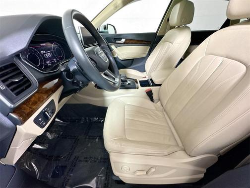 2018 Audi Q5 2.0T Tech Premium