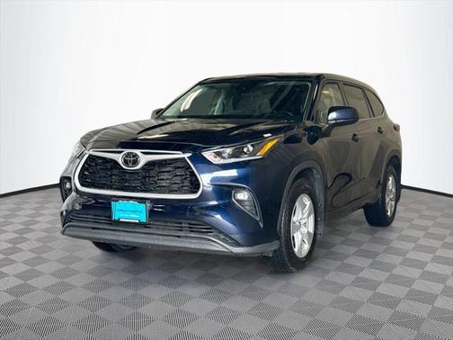 2021 Toyota Highlander LE