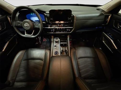 2024 Nissan Pathfinder Platinum 4WD