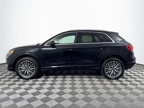 2022 Audi Q3 40 Premium