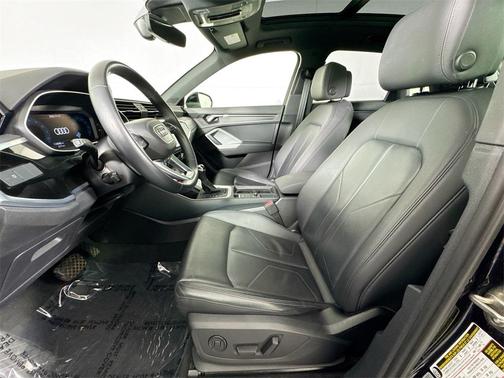 2022 Audi Q3 40 Premium