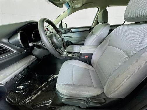 2019 Subaru Outback 2.5i