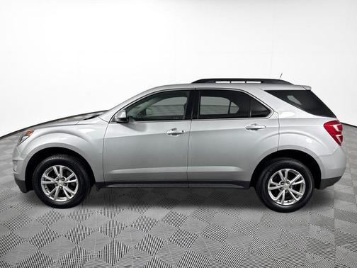 Silver Ice Metallic 2017 Chevrolet Equinox 1LT