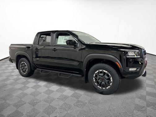 Super Black 2026 Nissan Frontier PRO-4X