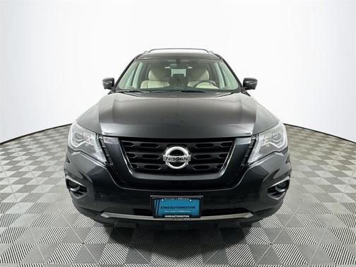 2019 Nissan Pathfinder Platinum