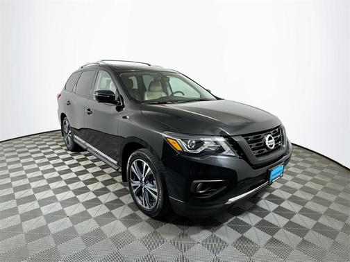 2019 Nissan Pathfinder Platinum