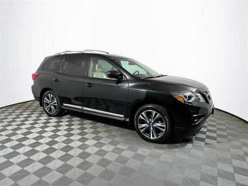 2019 Nissan Pathfinder Platinum