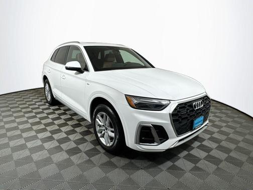 2022 Audi Q5 45 S line Premium