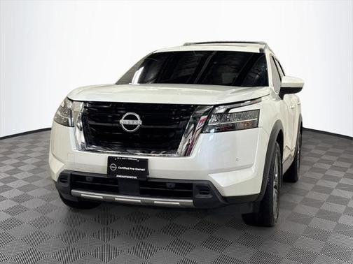 2024 Nissan Pathfinder SL 4WD