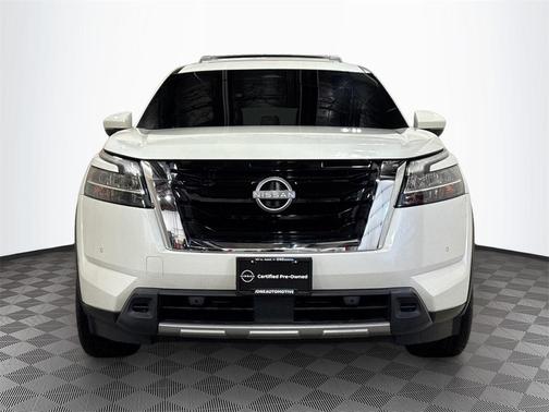 2024 Nissan Pathfinder SL 4WD