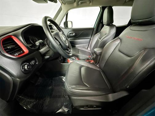 2022 Jeep Renegade Trailhawk