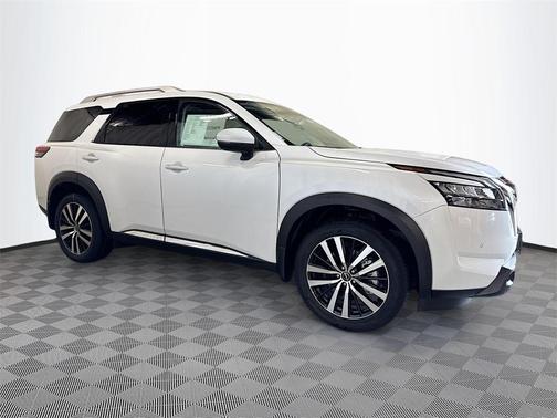 2025 Nissan Pathfinder Platinum 4WD