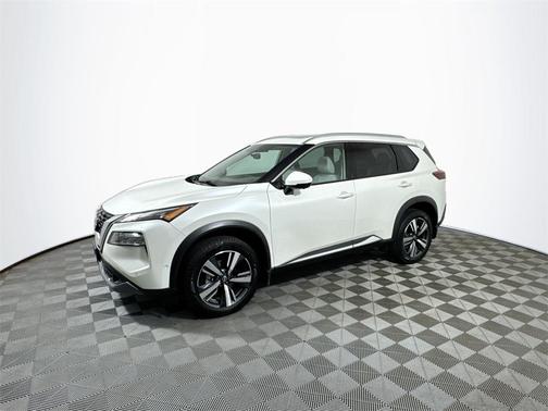 2022 Nissan Rogue SL