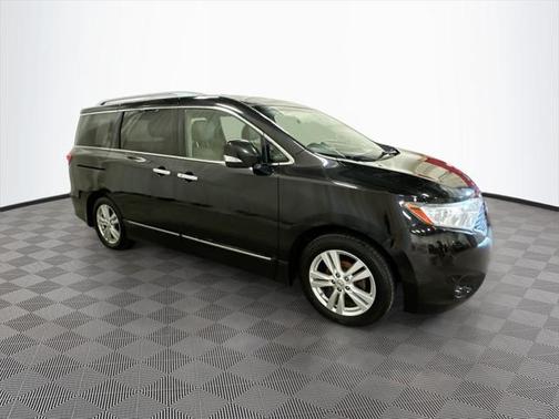 2015 Nissan Quest Platinum