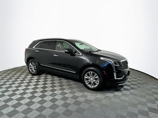 2022 Cadillac XT5 Premium Luxury