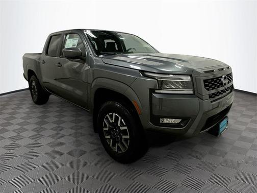 2025 Nissan Frontier SL