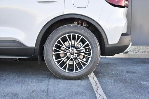 2026 Ford Escape PHEV SE