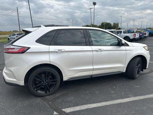 2019 Ford Edge ST