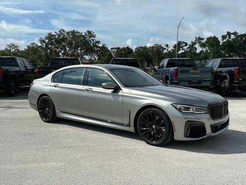 2022 BMW 740 i xDrive