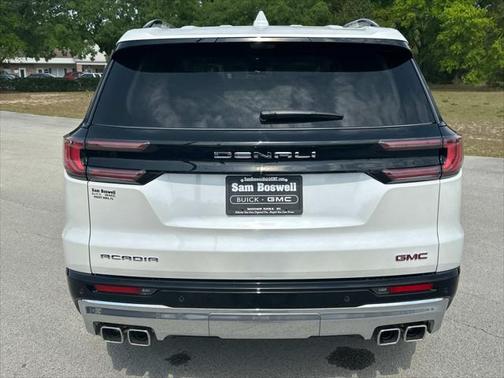 2025 GMC Acadia Denali