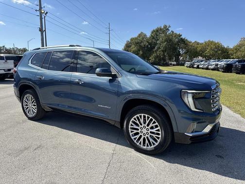 2025 GMC Acadia Denali
