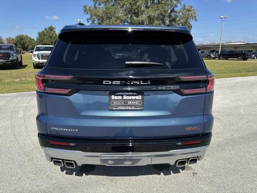 2025 GMC Acadia Denali