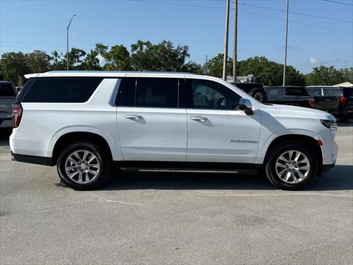 2023 Chevrolet Suburban Premier