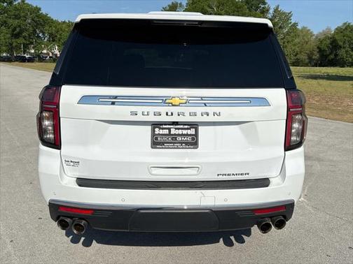 2023 Chevrolet Suburban Premier