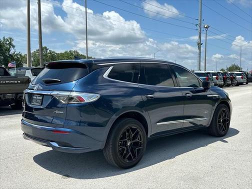 2022 Buick Enclave FWD Avenir