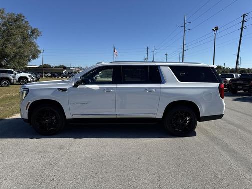 2026 GMC Yukon XL 4WD Elevation