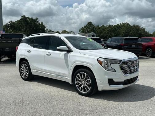2023 GMC Terrain Denali