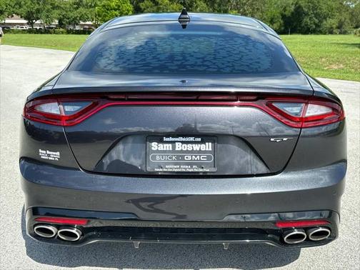 2021 Kia Stinger GT1