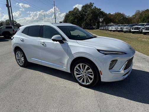 2025 Buick Envision Avenir AWD