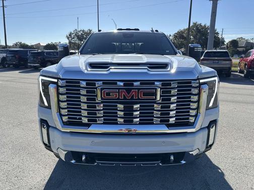 2026 GMC Sierra 3500 Denali